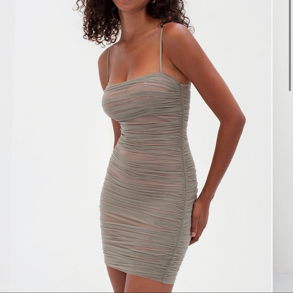 aritzia’s ten by babaton luxor short dress